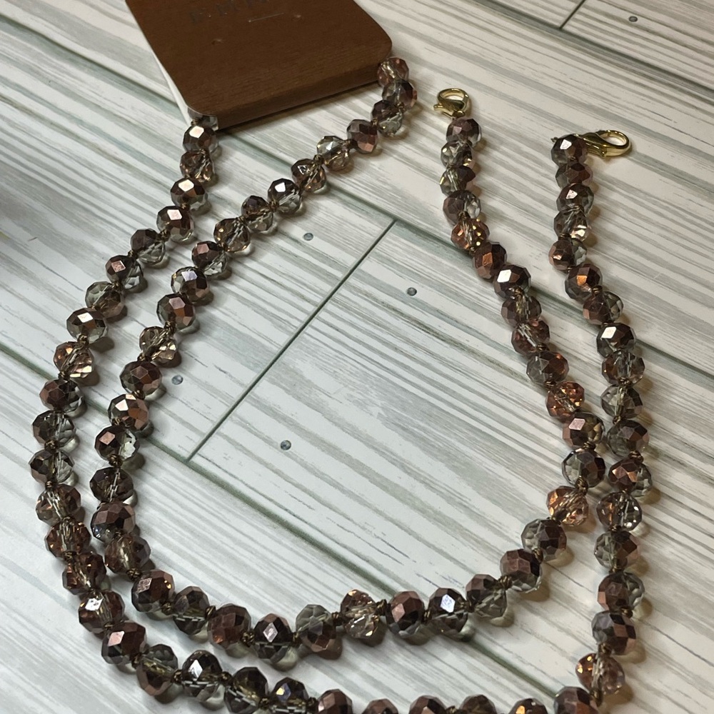 Elegant Beaded Necklace